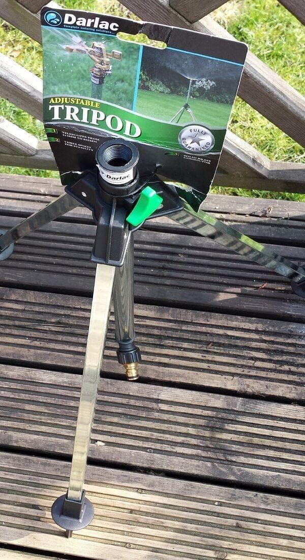 Lawn Sprinkler Telescopic Tripod Connect To Hose pipe Darlac DW205
